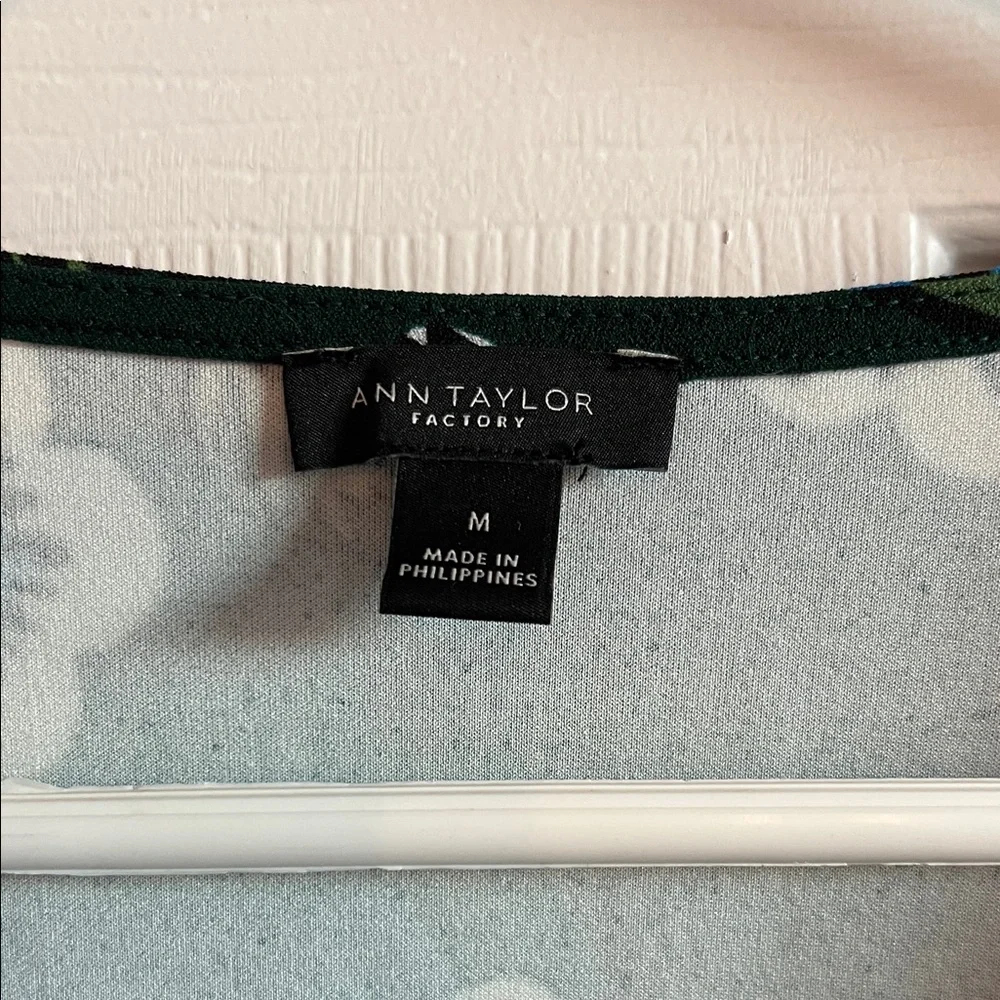 Women's Dark Green V-Neck Floral Dress - Picture 2 of 5